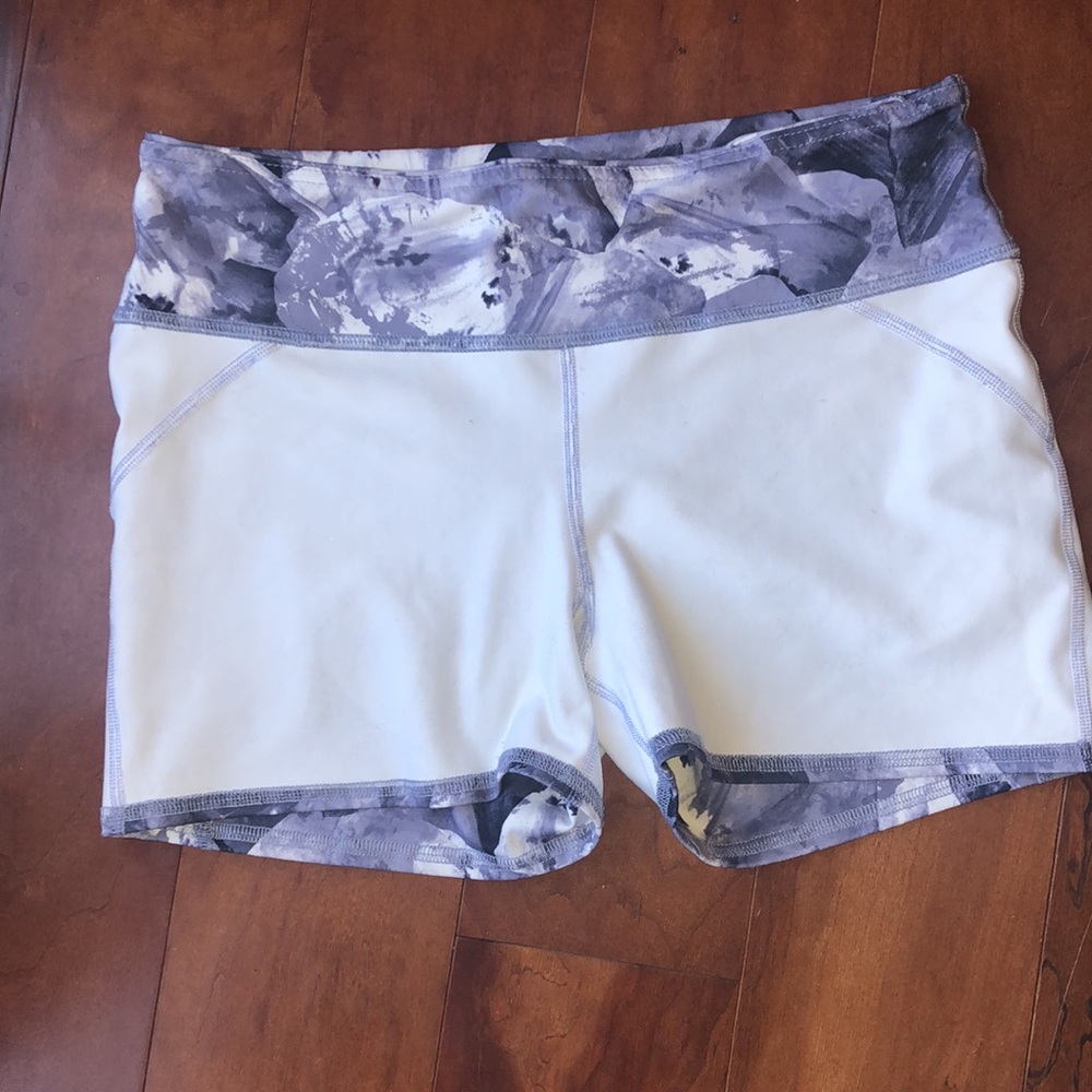 Fabletics Compression Shorts, Size Medium - image 5